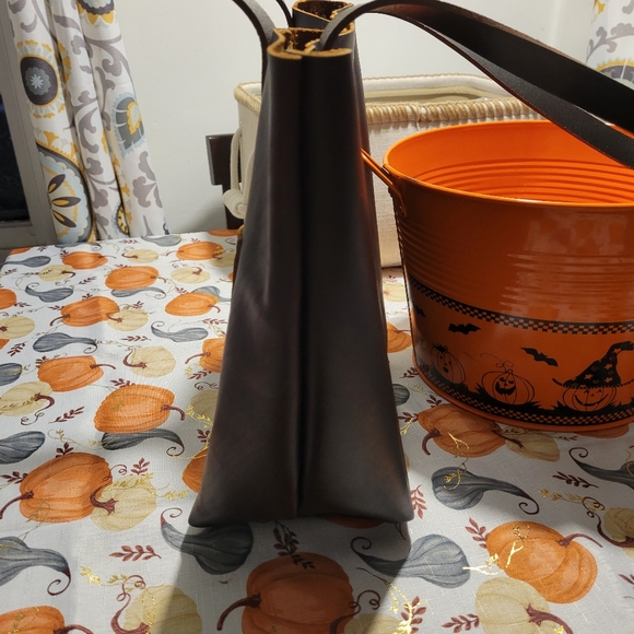 Brand new Portland Leather, Espresso color, genuine leather tote bag with wallet - Picture 3 of 4